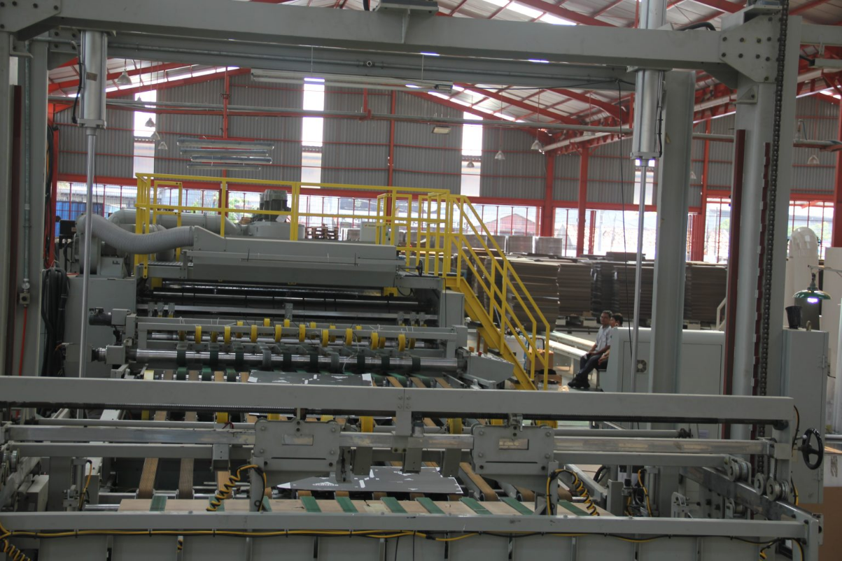 ROTARY DIE CUTTER